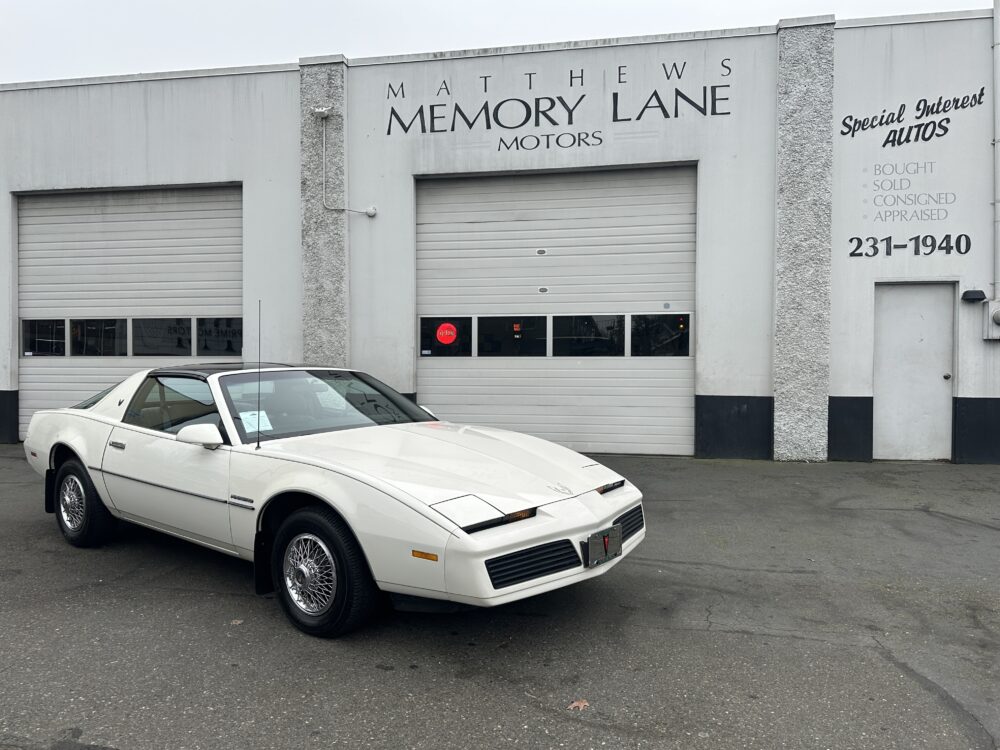 Matthews Memory Lane Motors – We are a classic car dealer located in